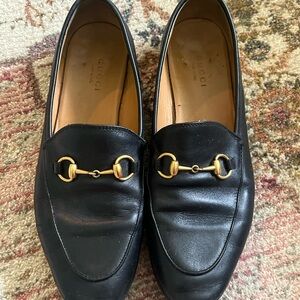 Gucci Black Leather Loafers with Gold Hardware